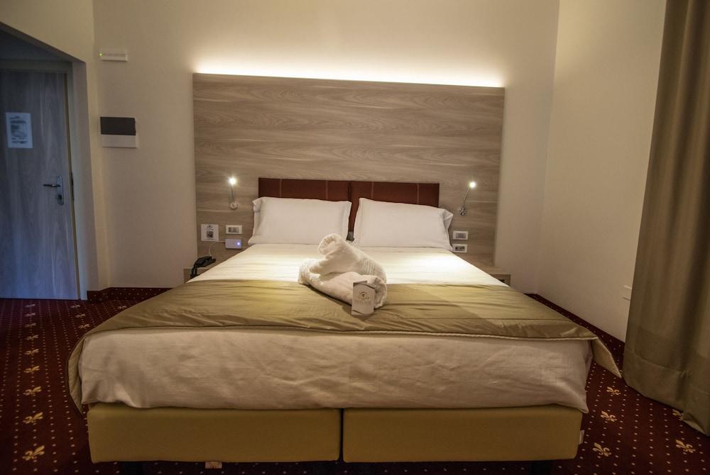 Hotel Perlage Florence سْكانديتْشي المظهر الخارجي الصورة